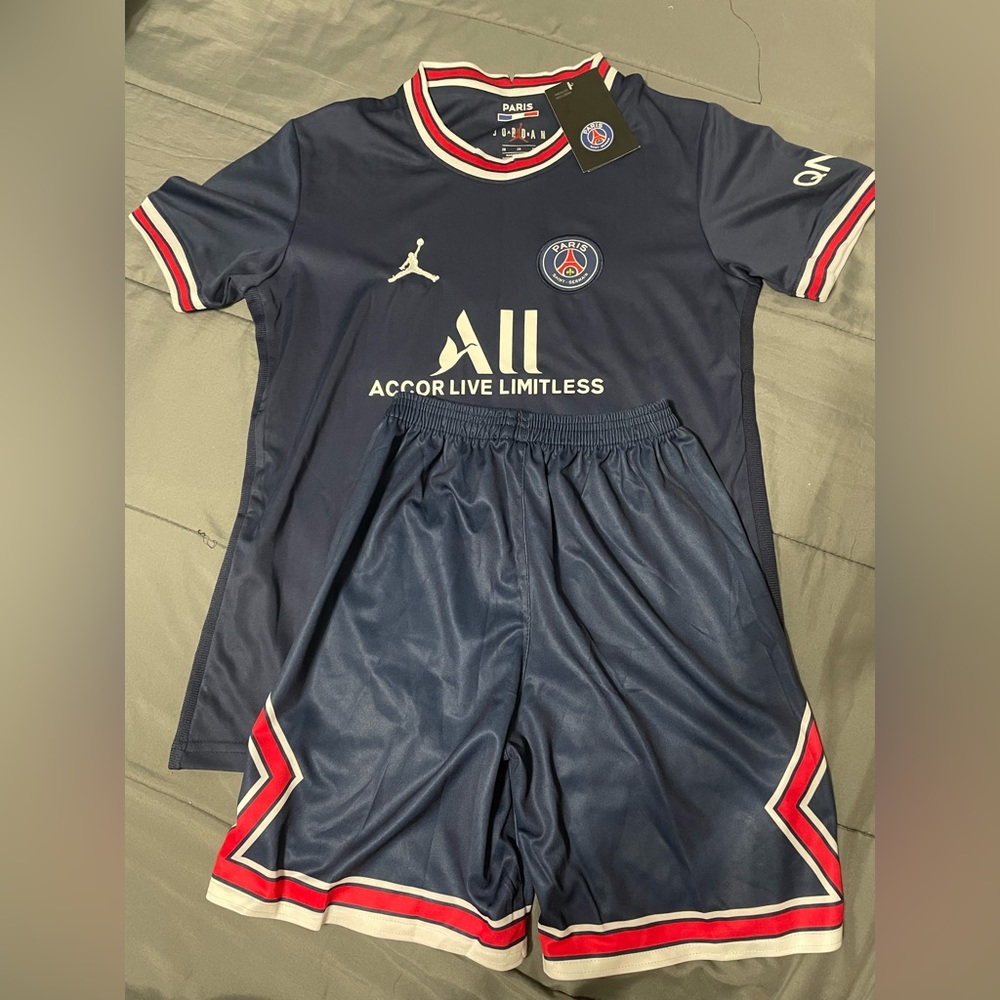 - Air Jordan Paris Saint Germain Jersey Messi #30 Kids Size S/28